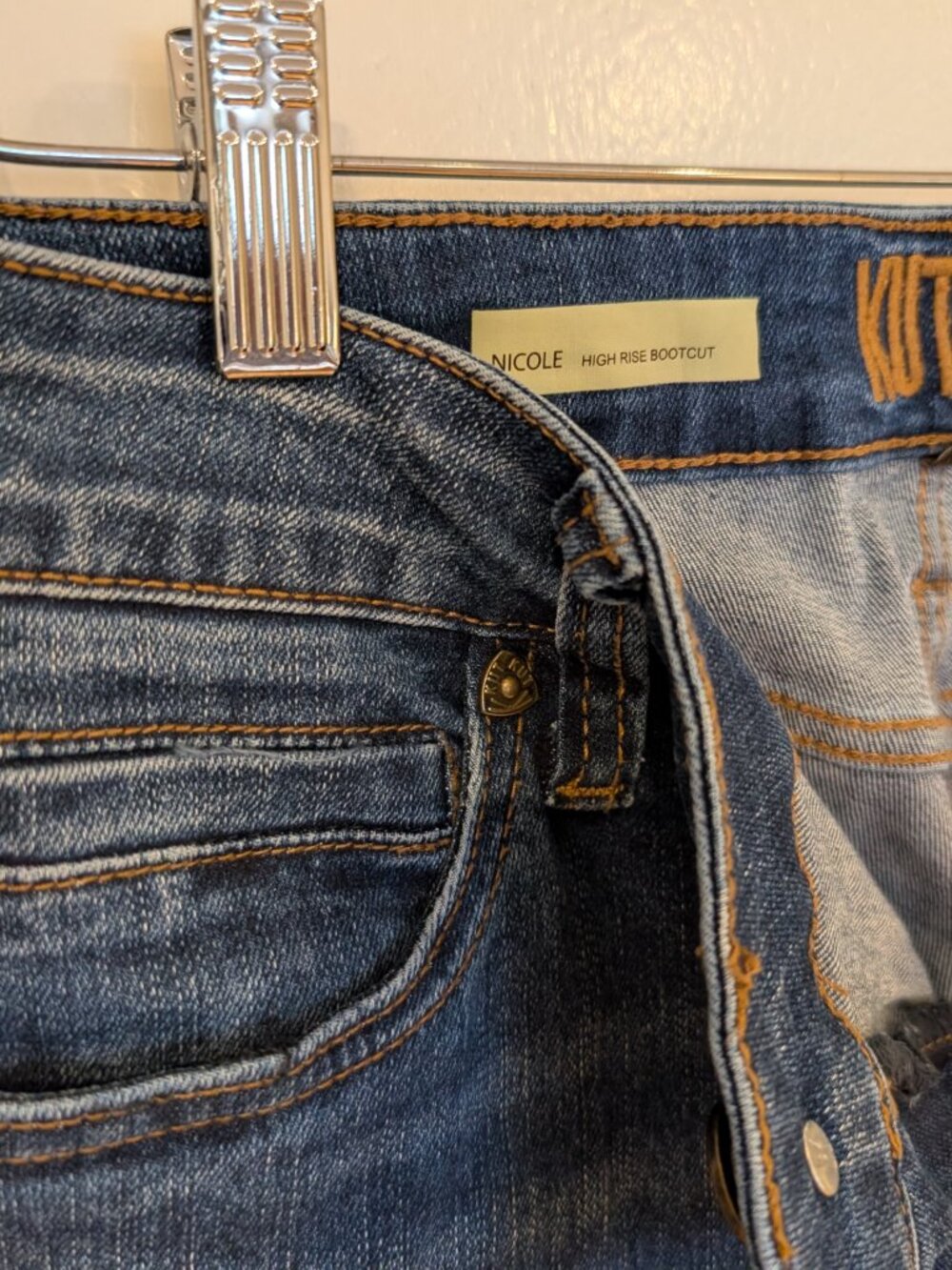 Kut from the Kloth Nicole High Waist Bootcut Jeans Size 12 - Picture 9 of 13